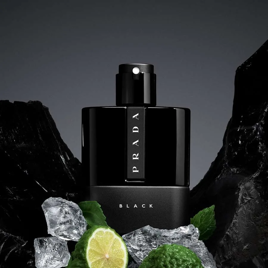 PRADA LUNA ROSSA BLACK 50ml ほぼ未使用 PRADA LUNA ROSSA BLACK 50ml ほぼ未使用 Luna Rossa Black Eau